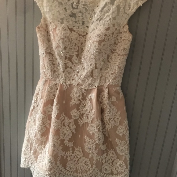 Sherri Hill Lace Dress - Style 2957 - Picture 2 of 6